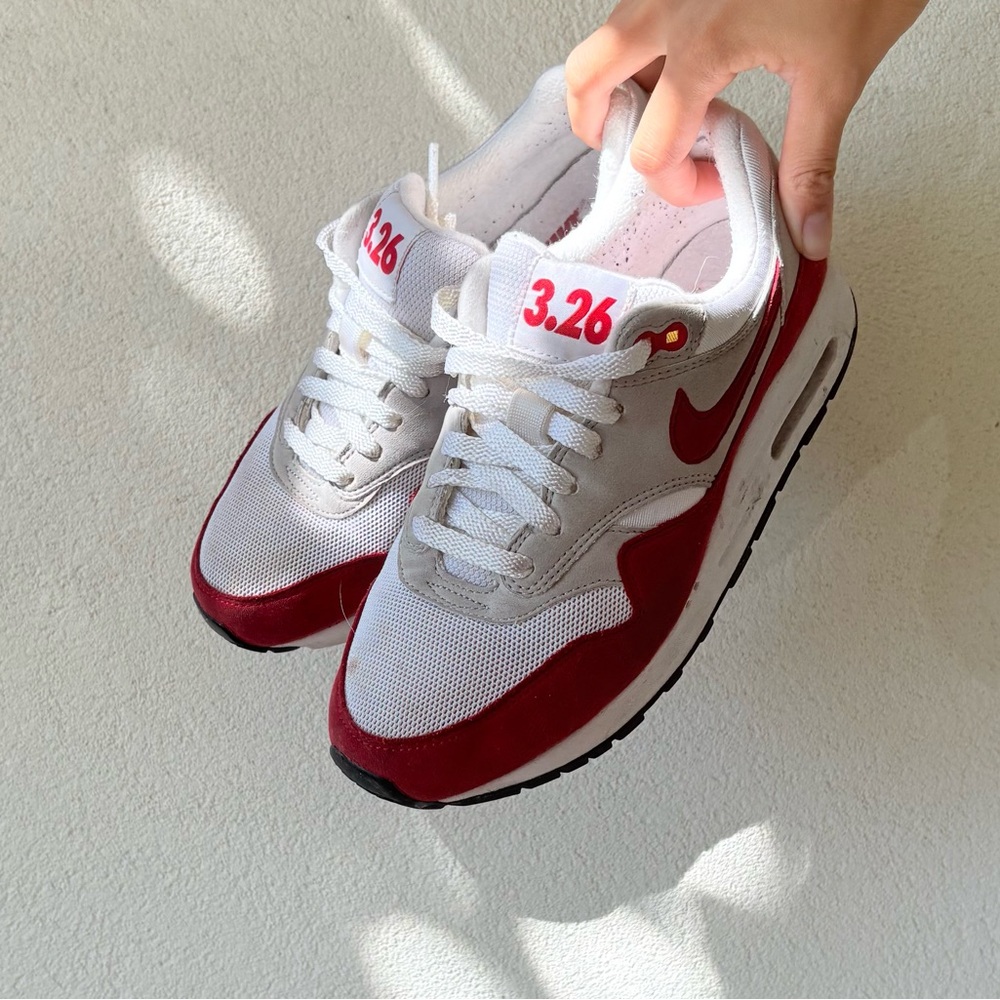 REAL + TOPLESS BOX Nike Red and White Air Max 1 QS (GS) Sneakers